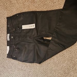 Zara Slim Fit High Rise Cropped Leg Pant